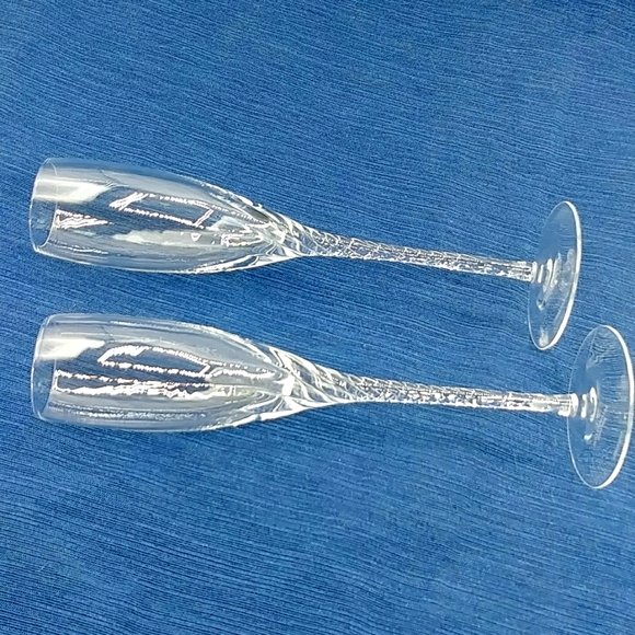 2 Lenox Encore Clear Millennium Edition Champagne Flutes. Disc Pattern - Picture 7 of 10
